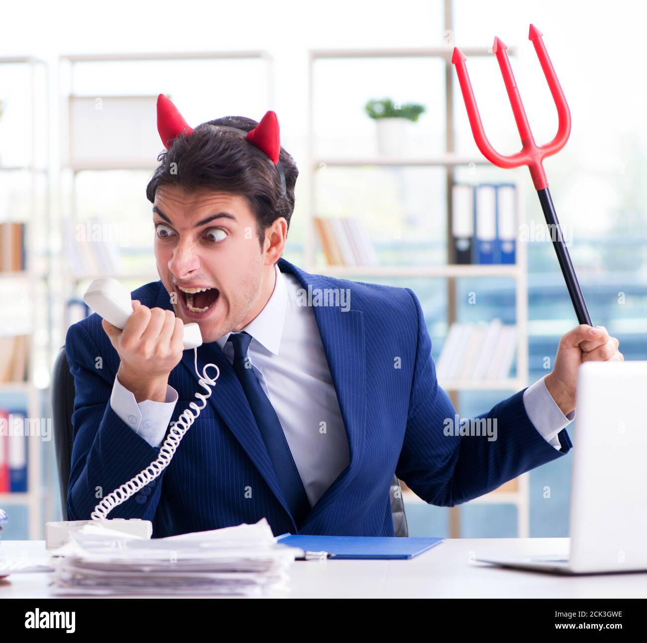 Telesales agent angry hi-res stock photography and images - Alamy
