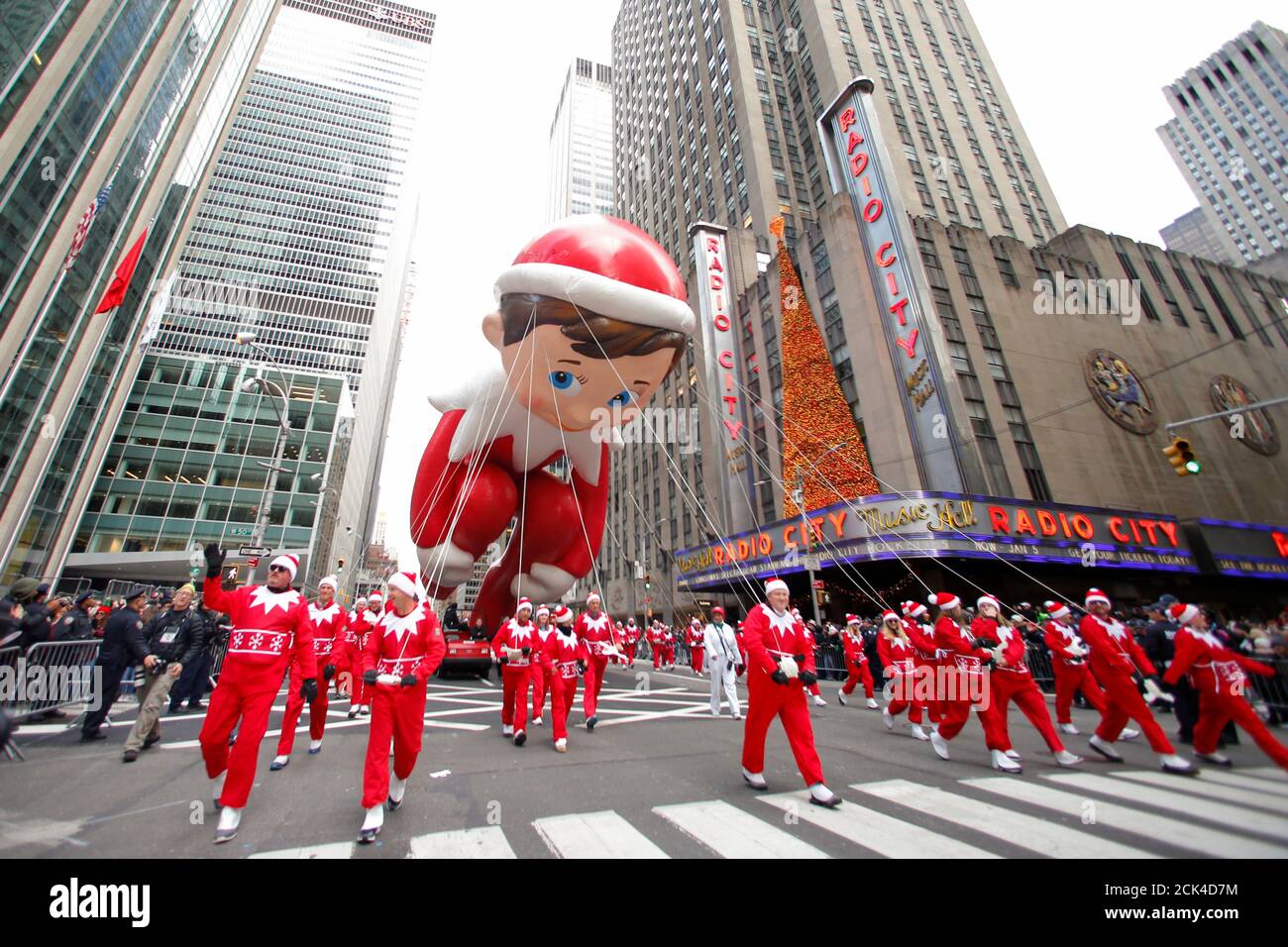Elf shelf balloon hi-res stock photography and images - Alamy