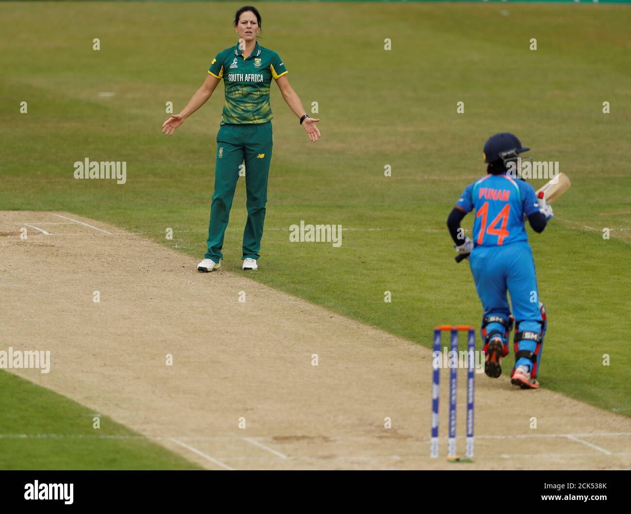 Cricket - South Africa vs India - Women's Cricket World Cup - Leicester, Britain - July 8, 2017   South Africa's Marizanne Kapp reacts to missed chance to dismiss India's Punam Raut   Action Images via Reuters/Lee Smith Stock Photo