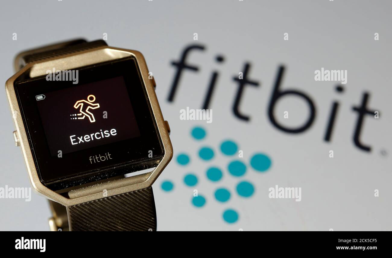 Fitbit logo hi-res stock photography and images - Alamy