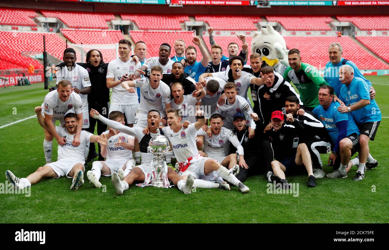 Soccer Football - FA Trophy Final - AFC Fylde v Leyton Orient - Wembley  Stadium, London, Britain - May 19, 2019 AFC Fylde celebrate at the end of  the match Action Images/Matthew Childs Stock Photo - Alamy