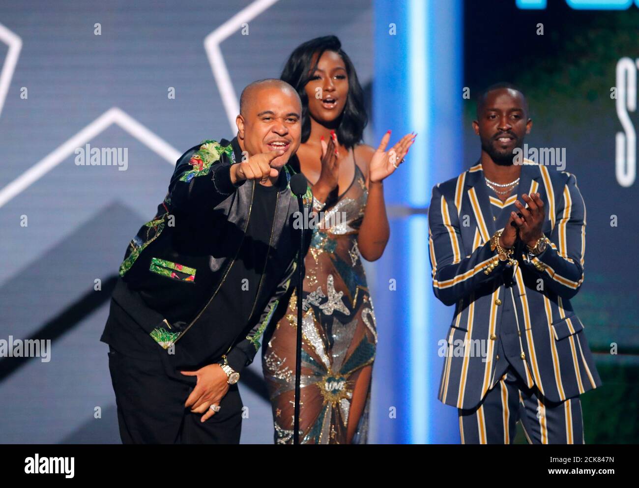 2019 BET Awards - Show - Los Angeles, California, U.S., June 23, 2019 - Irv Gotti, Justine Skye and Elijah Kelley (L-R) present the Young Stars Award. REUTERS/Mike Blake Stock Photo - Alamy