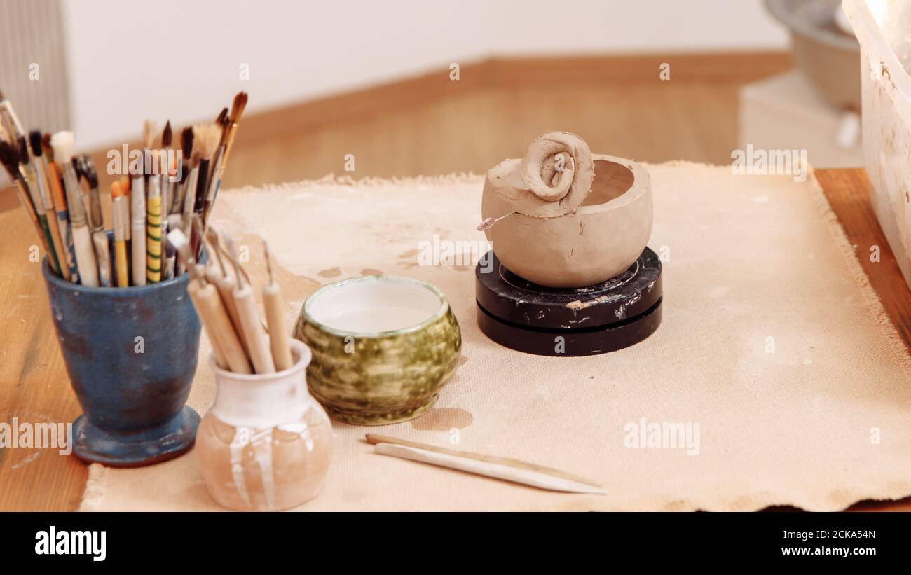 DIY create a Cup of clay by hand modeling Step 6 Removing the top layer