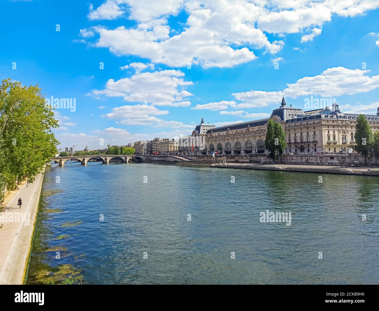 Quai De La Seine In Paris Stock Photo Alamy quai-de-la-seine-in-paris-stock-photo-alamy