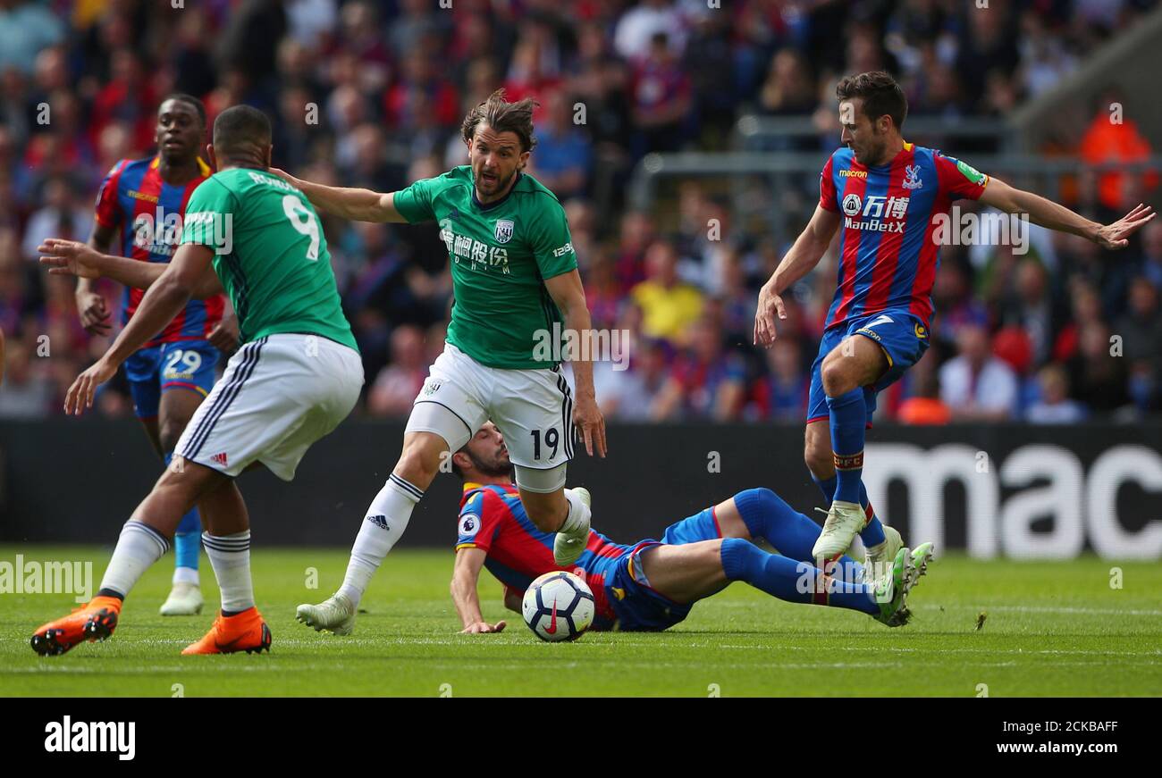 Soccer Football - Premier League - Crystal Palace vs West Bromwich Albion - Selhurst Park, London, Britain - May 13, 2018   West Bromwich Albion's Jay Rodriguez in action   REUTERS/Hannah McKay    EDITORIAL USE ONLY. No use with unauthorized audio, video, data, fixture lists, club/league logos or 'live' services. Online in-match use limited to 75 images, no video emulation. No use in betting, games or single club/league/player publications.  Please contact your account representative for further details. Stock Photo