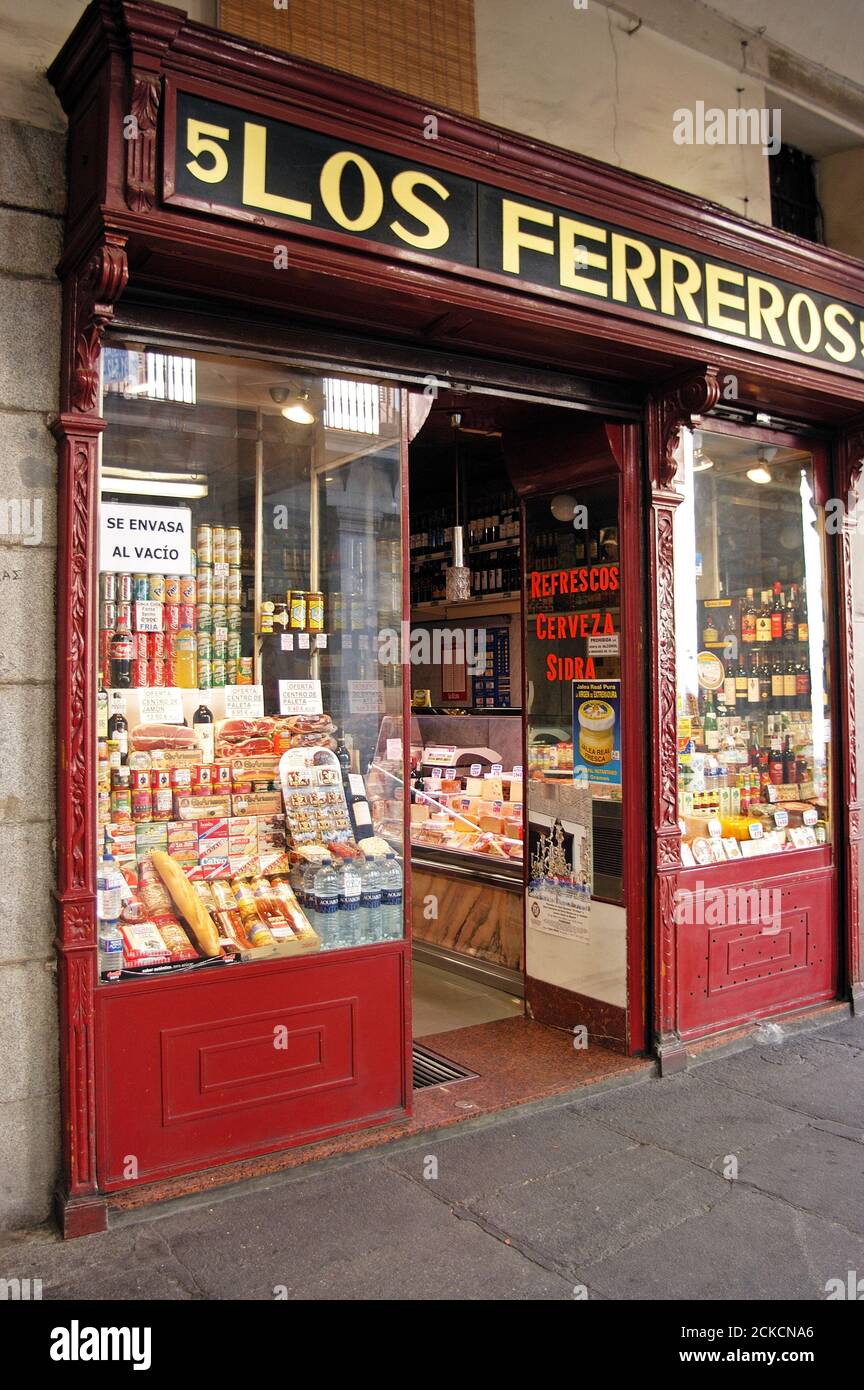 Shop front madrid spain hires stock photography and images Alamy