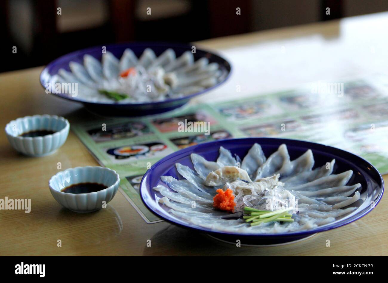 Pufferfish sashimi hires stock photography and images Alamy