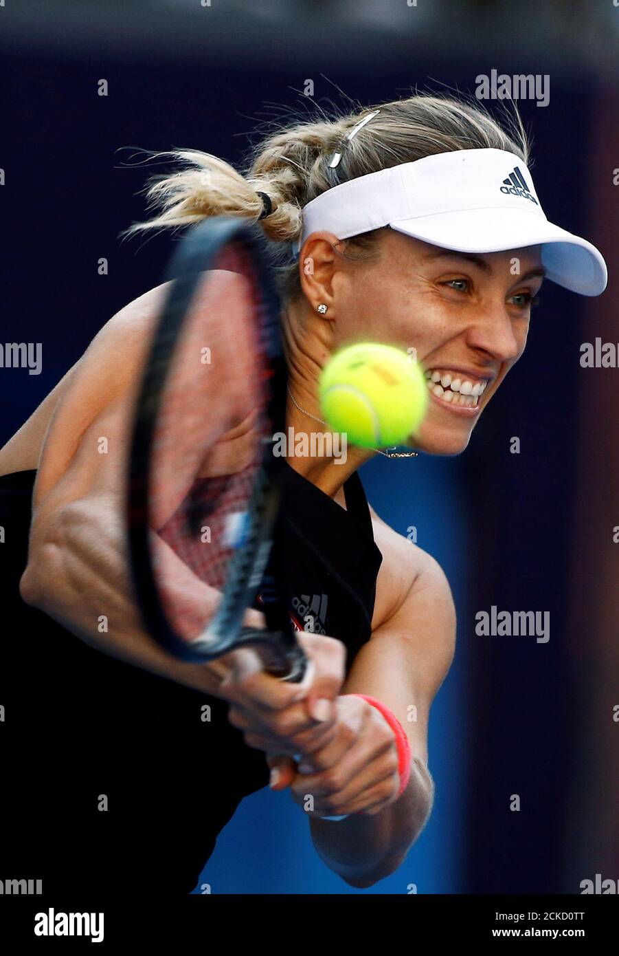 Tennis - China Open - Women's Singles - Beijing, China - October 2, 2018 -  Angelique Kerber of Germany in action against Carla Suarez Navarro of  Spain. REUTERS/Thomas Peter Stock Photo - Alamy