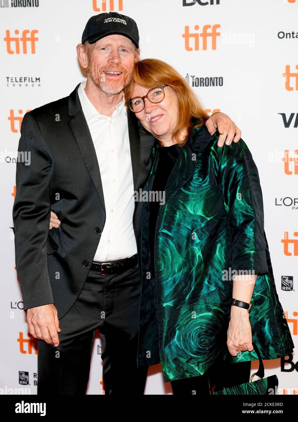 Ron howard and cheryl alley howard hi-res stock photography and images