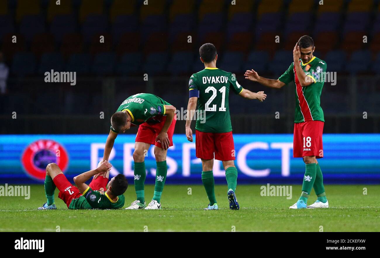 Football Soccer Belarus V Bulgaria Fifa World Cup Qualifier Borisov Arena In Borisov Belarus 09 06 17 Soccer Players Of Bulgaria React As They Lost The Game Reuters Vasily Fedosenko Stock Photo Alamy