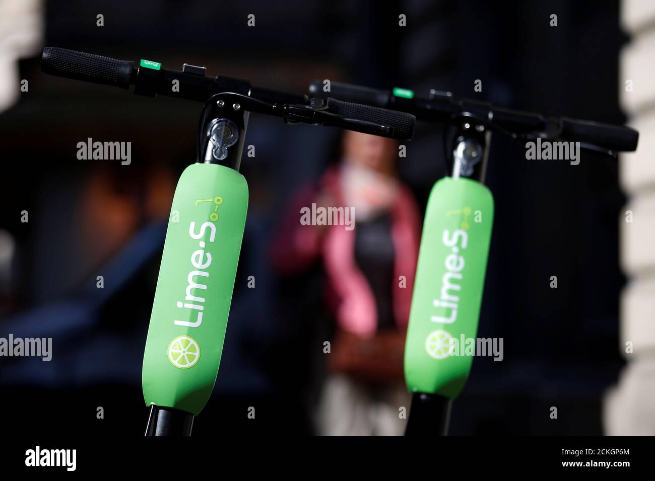 Lime scooter logo hires stock photography and images Alamy