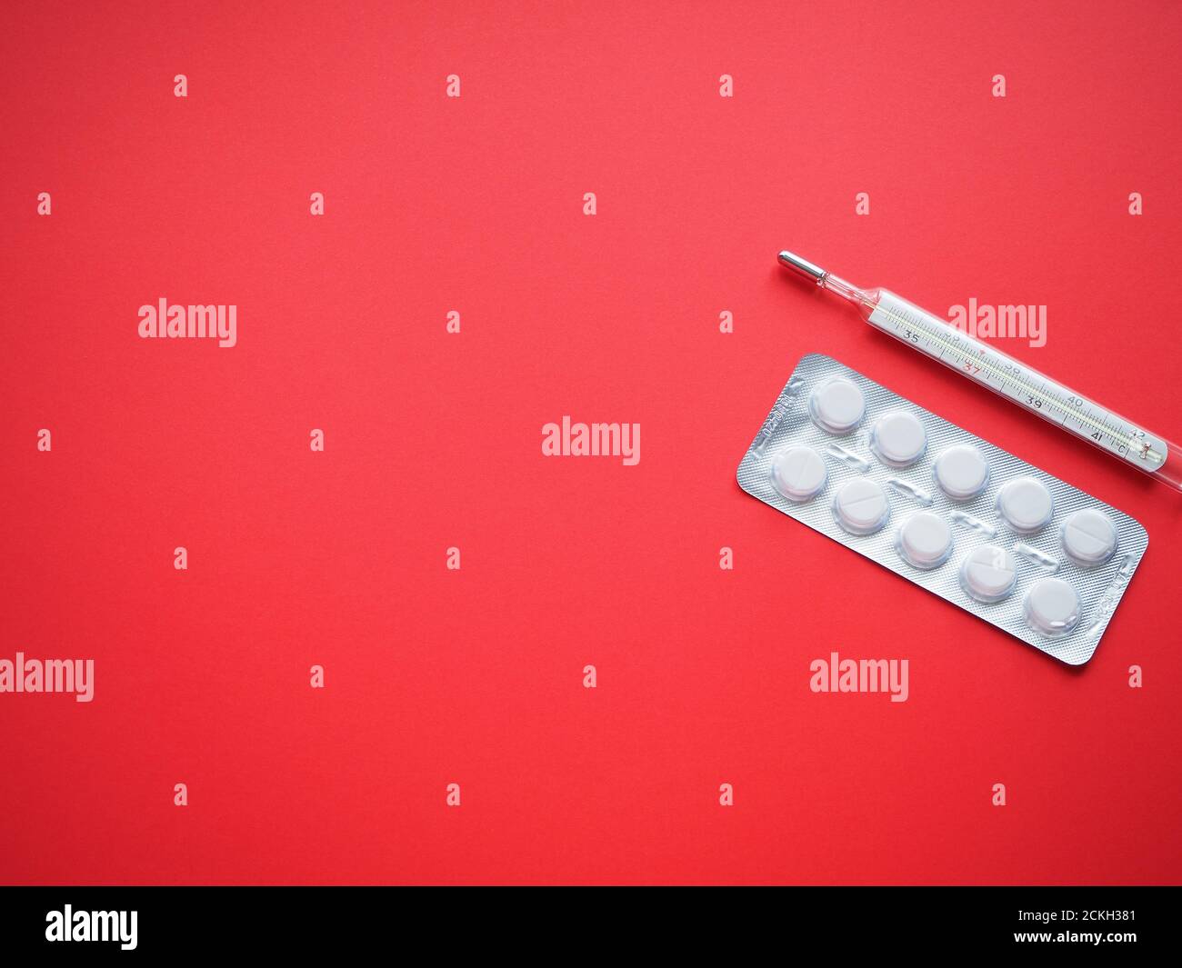 Blister packing hi-res stock photography and images - Alamy