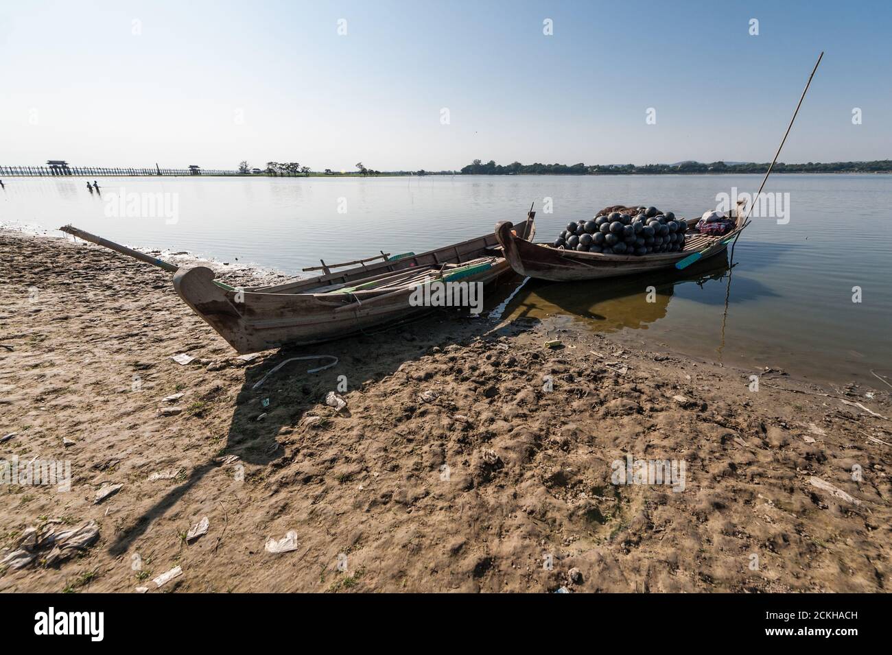 U pain bridge hi-res stock photography and images - Alamy