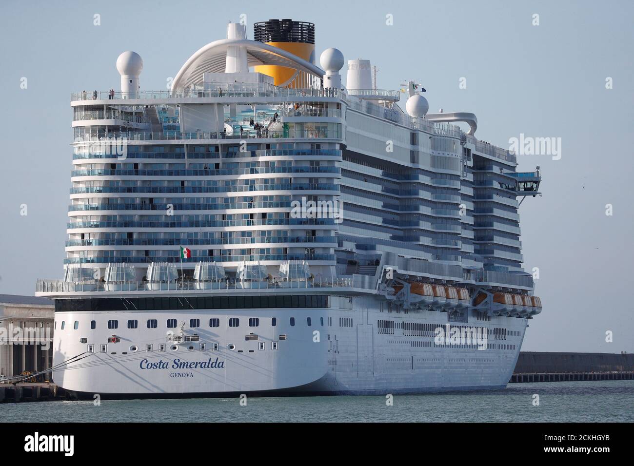Costa smeralda cruise hi-res stock photography and images - Alamy