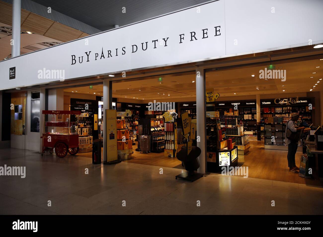 Duty Free In Paris High Resolution Stock Photography and Images Alamy