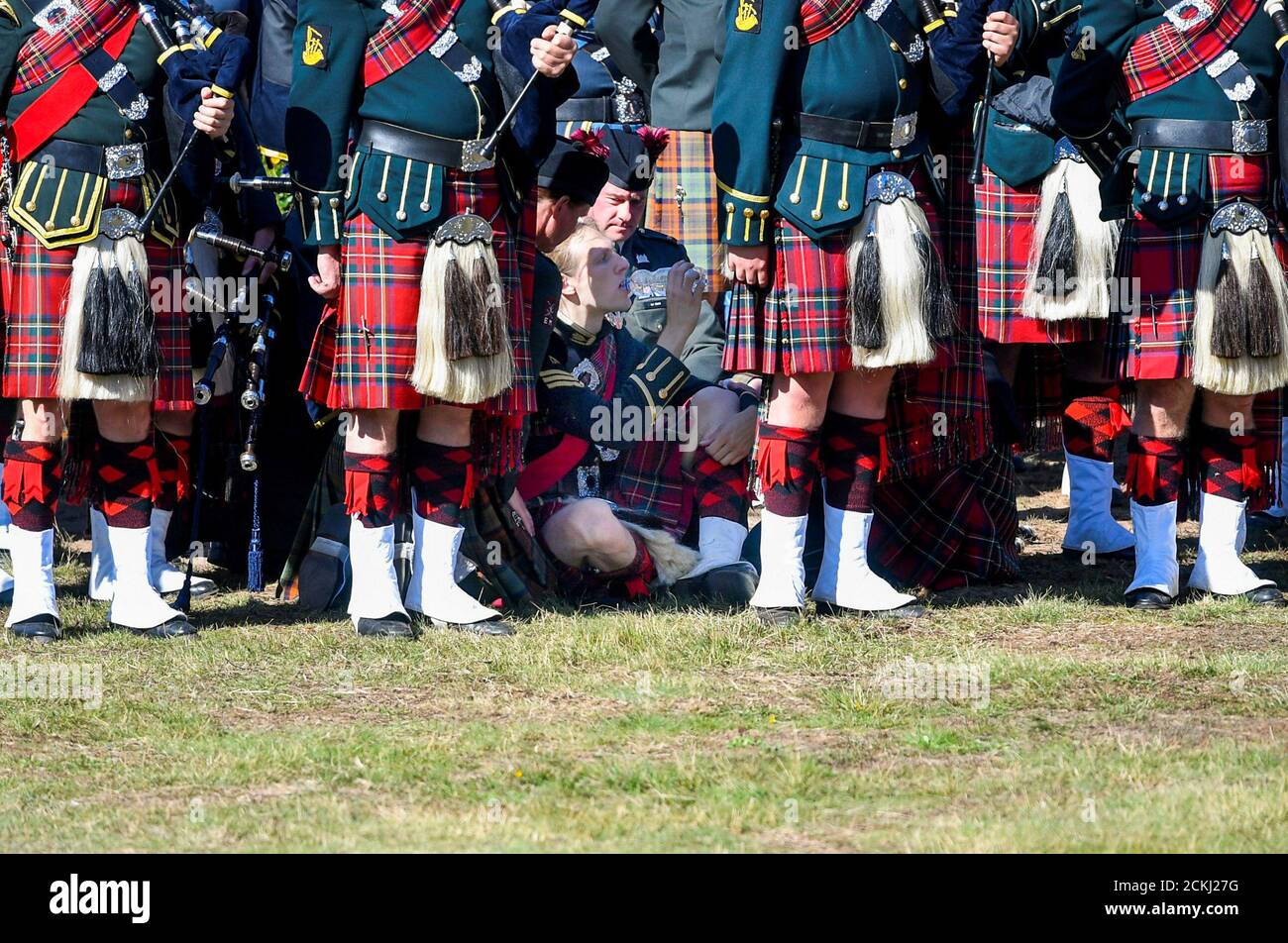 men in kilts 2019