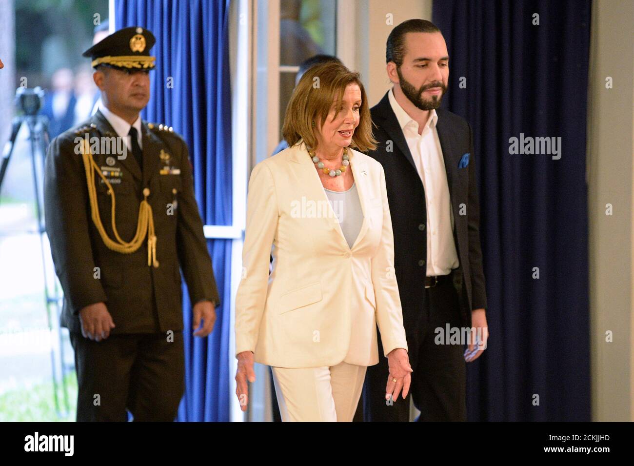 U S Speaker Of The House Nancy Pelosi And El Salvador S President Nayib Bukele Attend A Joint News Conference At The Presidential House In San Salvador El Salvador August 9 2019 Reuters Jessica Orellana