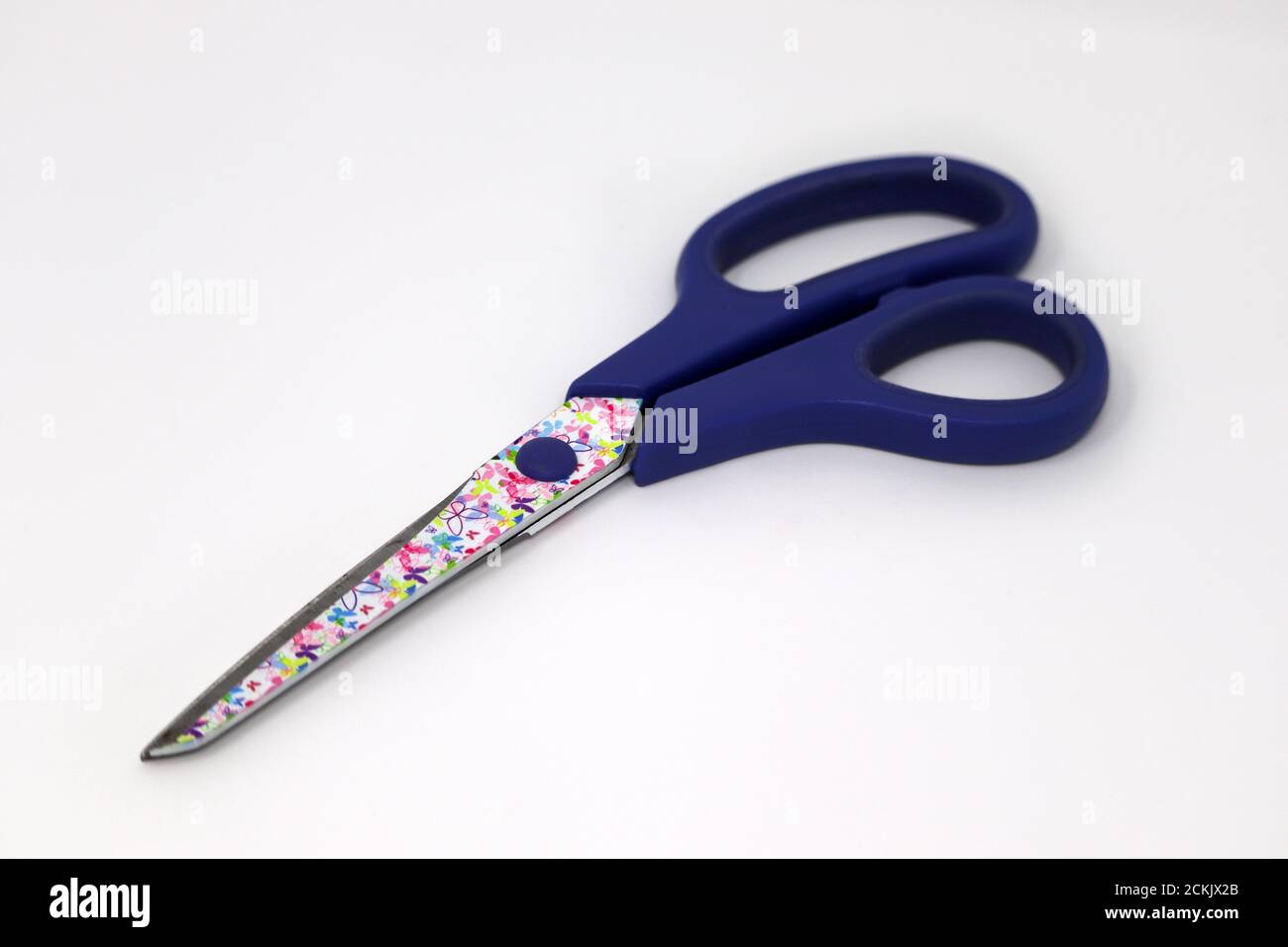 Silver scissors hi-res stock photography and images - Alamy