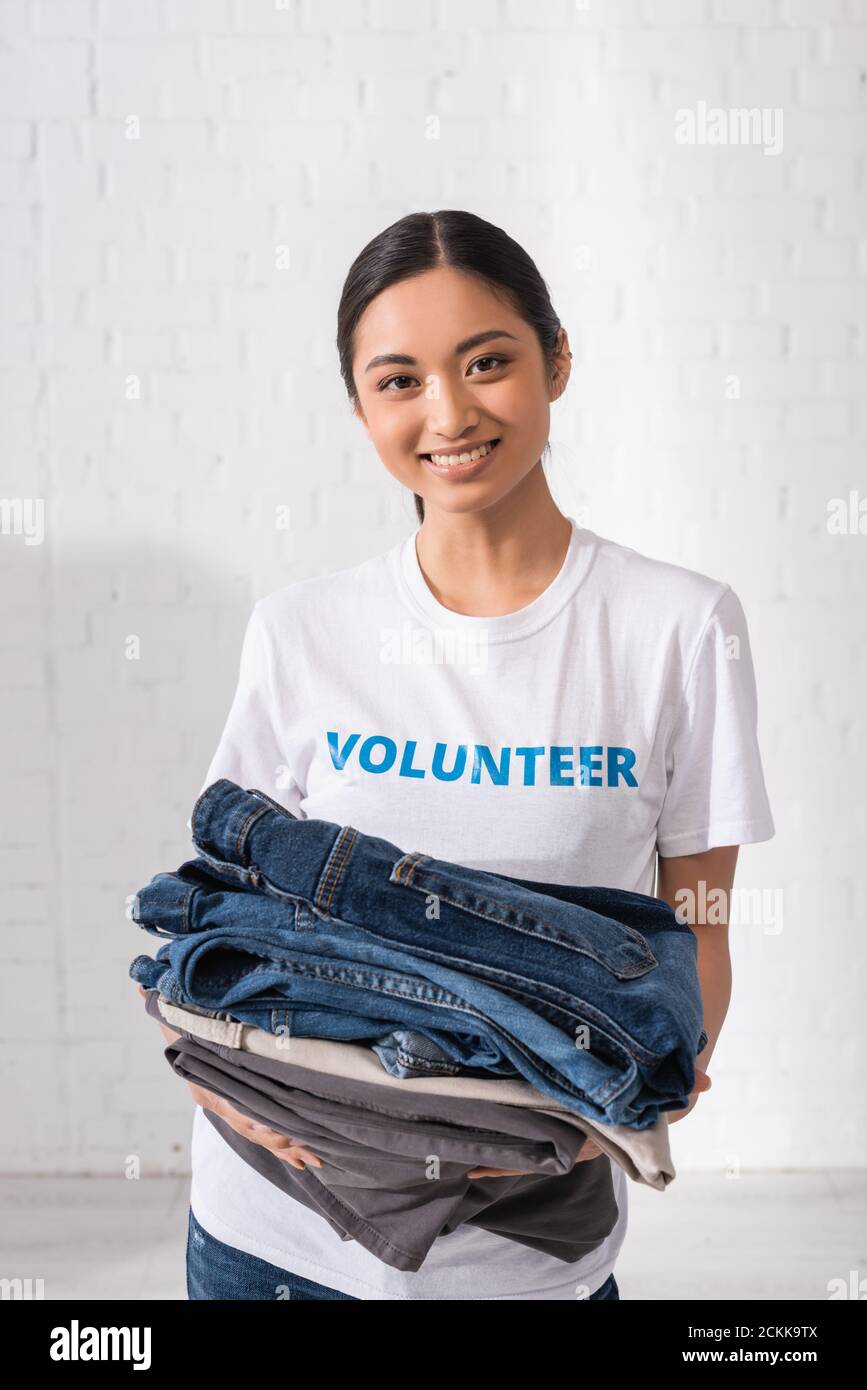 Volunteering signs symbols hi-res stock photography and images - Alamy