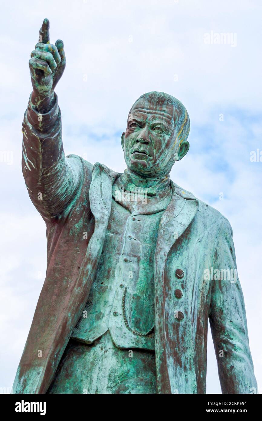 Virginia Hampton University historic campus,college school Black Blacks minority,Booker T. Washington statue,educator orator author man landmark Stock Photo