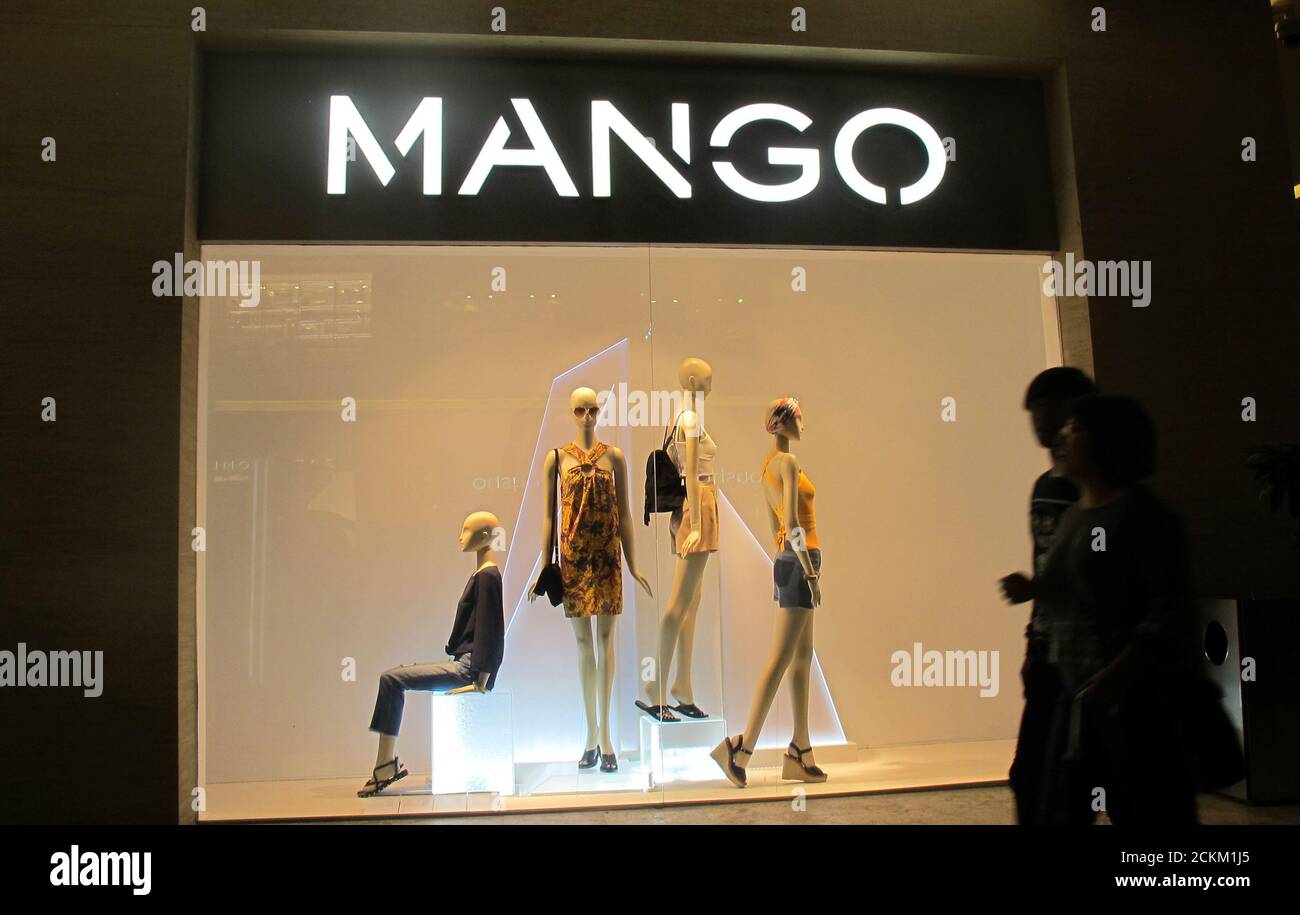 Mango shop hi-res stock photography and images - Page 2 - Alamy