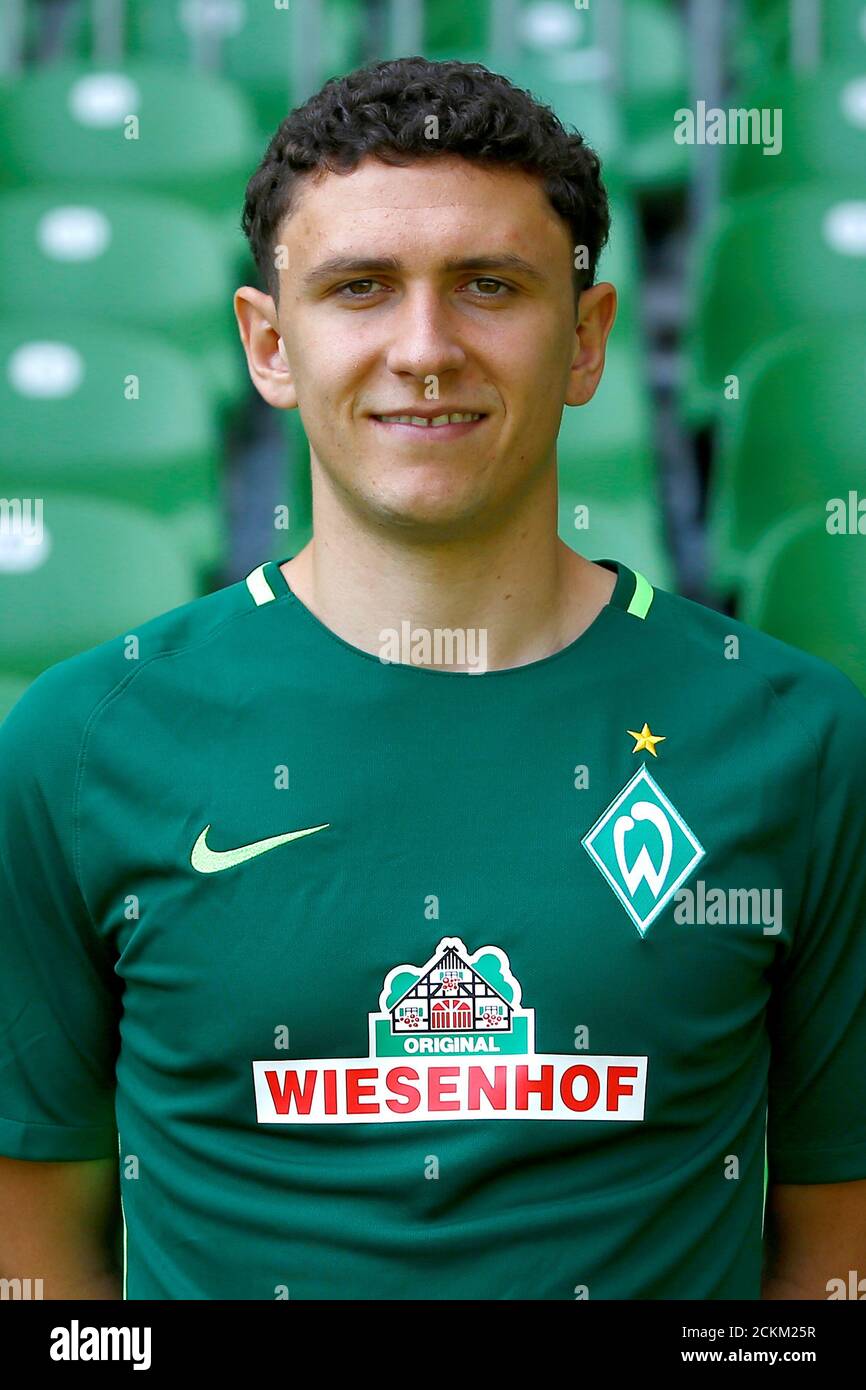Milos Veljkovic Sv Werder Bremen High Resolution Stock Photography And Images Alamy