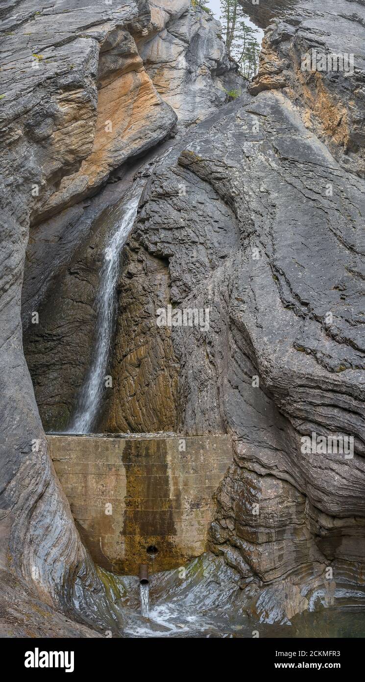 Clean water lake near waterfall hi-res stock photography and images - Alamy