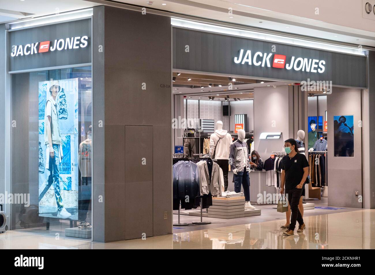 September 9, 2020, Hong Kong, China: Danish fashion clothing brand Jack  Jones store in Hong Kong shopping mall. (Credit Image: © Budrul  Chukrut/SOPA Images via ZUMA Wire Stock Photo - Alamy