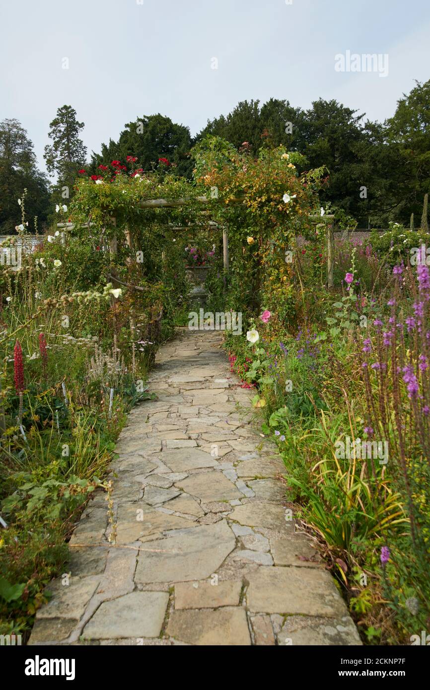 Herbaceous Borders High Resolution Stock Photography and Images - Alamy