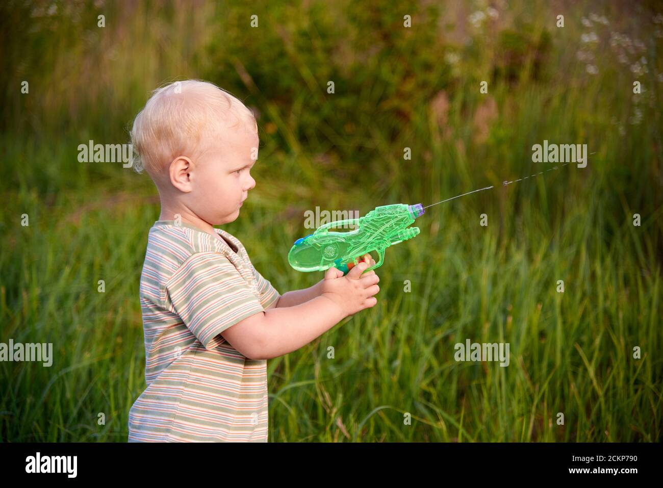 Water gun for 2 year old 2025