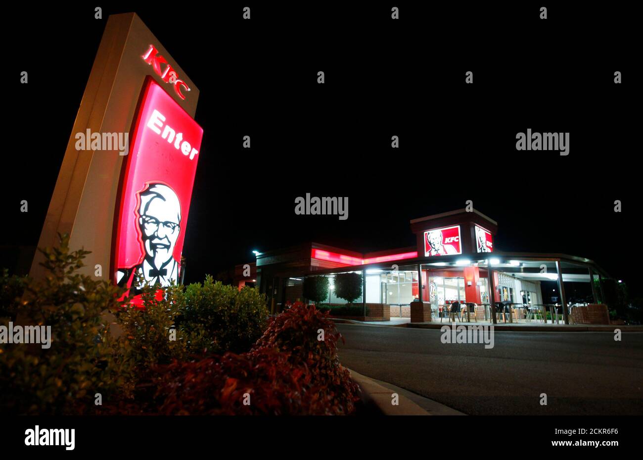 Kfc Entrance High Resolution Stock Photography And Images Alamy