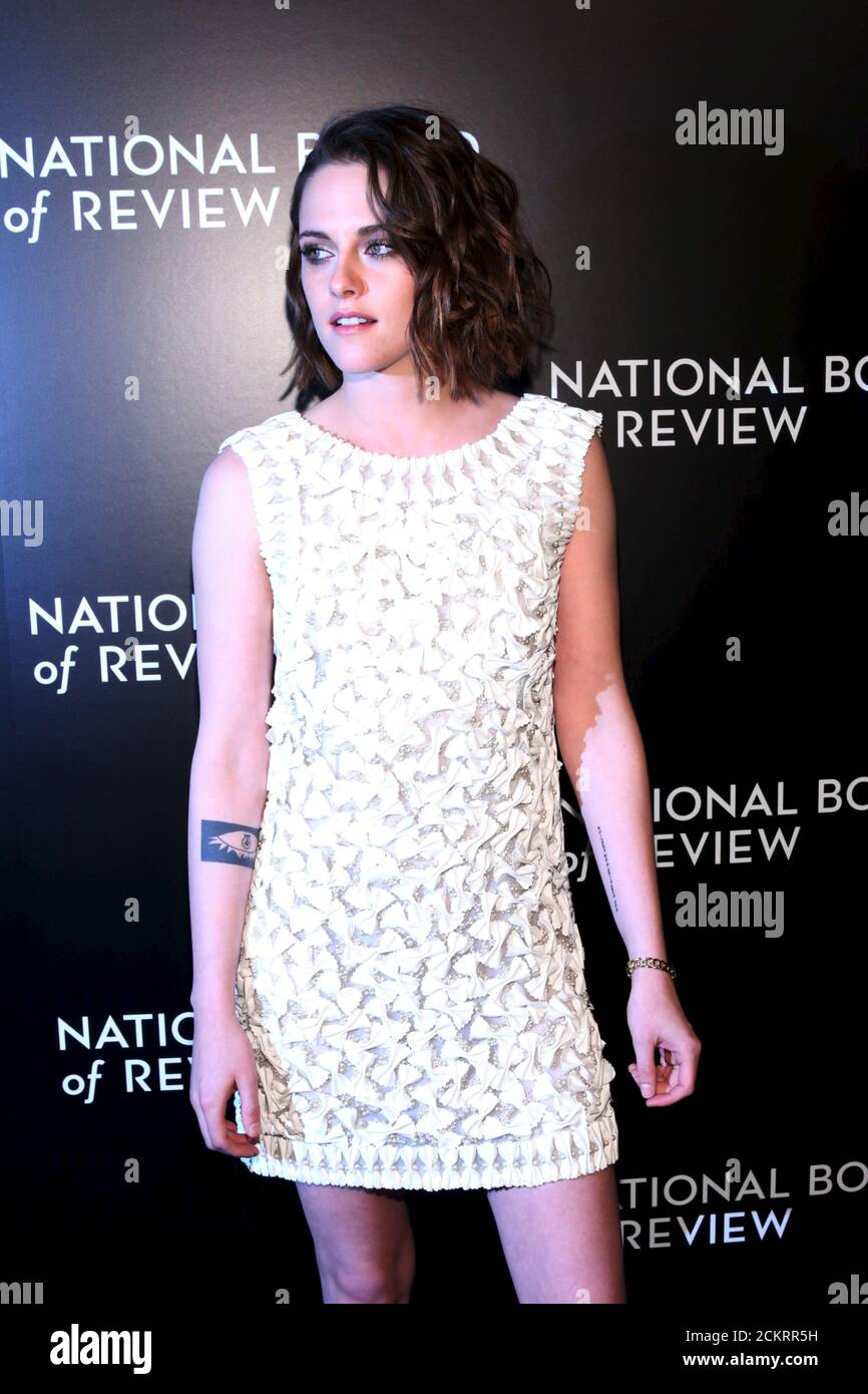 Actress Kristen Stewart attends The National Board of Review Gala, held to honor the 2015 award winners, in the Manhattan borough of New York January 5, 2016.  REUTERS/Andrew Kelly Stock Photo