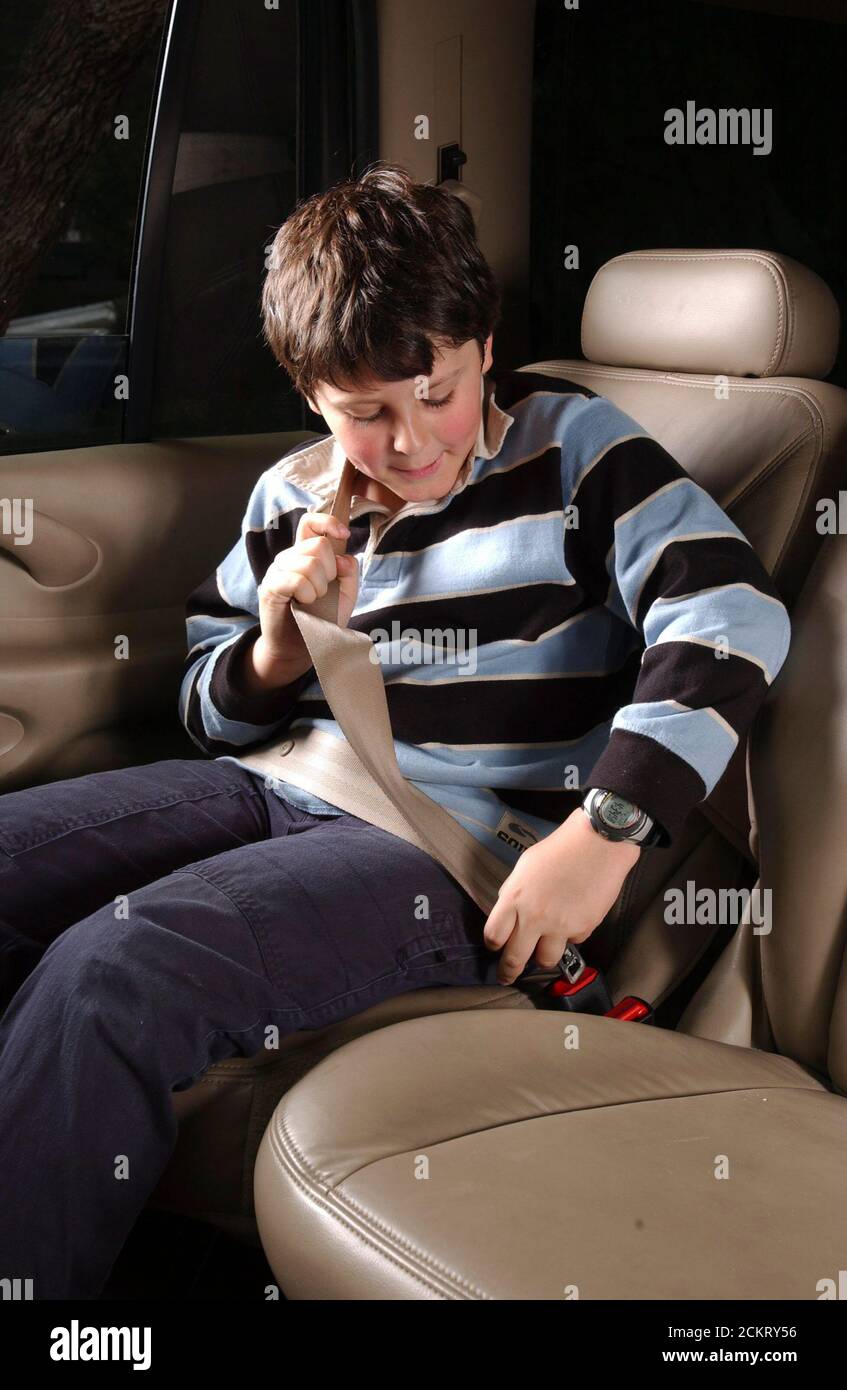 Three point passive restraint hires stock photography and images Alamy