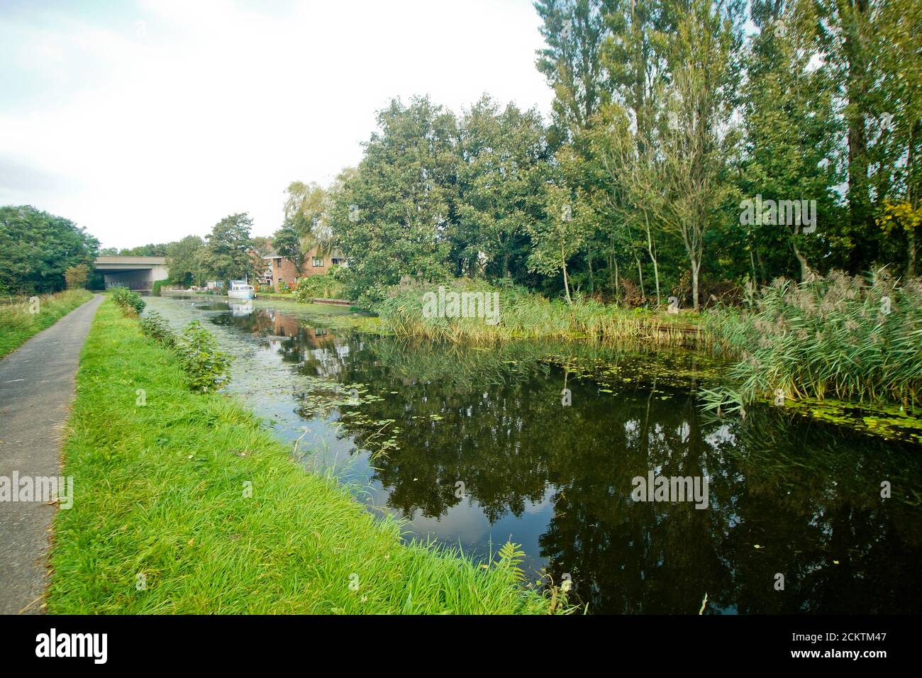 Leeds Liverpool Canal, Maghull Stock Photo Alamy