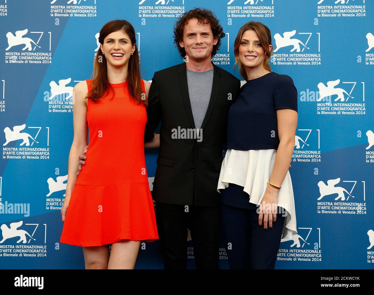 Page 2 Burying The Ex High Resolution Stock Photography And Images Alamy