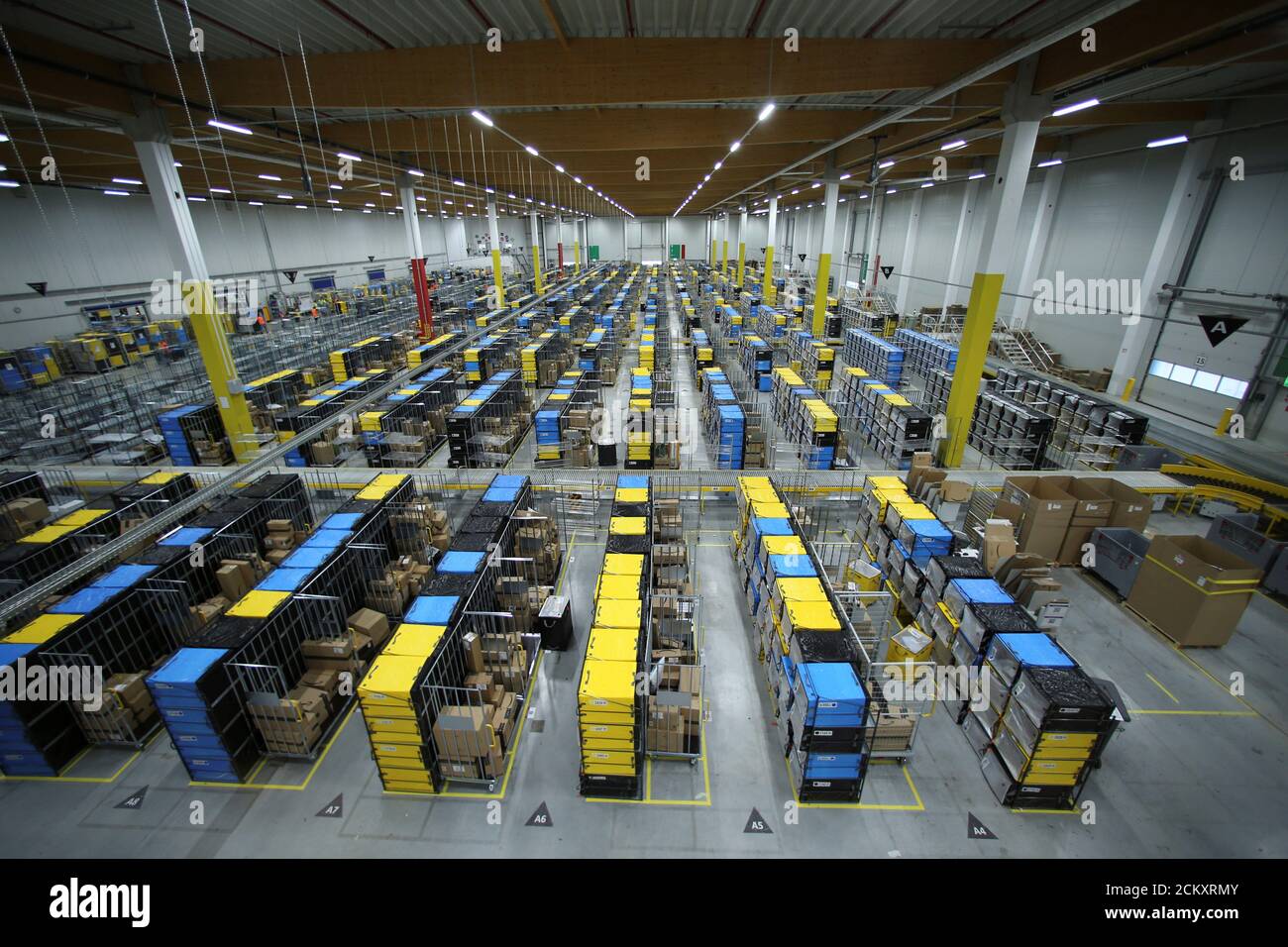 An inside view of an Amazon logistic center in Mannheim, Germany, September  17, 2019. REUTERS/Ralph Orlowski Stock Photo - Alamy