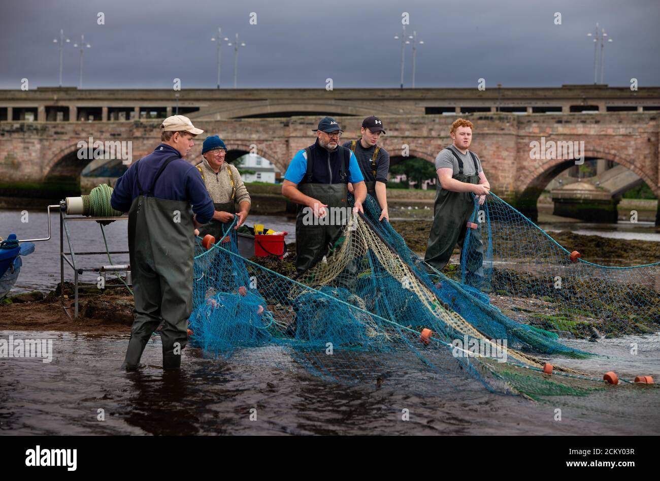 Toronto Fishing Forum • View topic - 【推荐】在士嘉堡新开张的渔具店“疯狂渔具CRAZY FISHING  TACKLE, 有开张期间的优惠