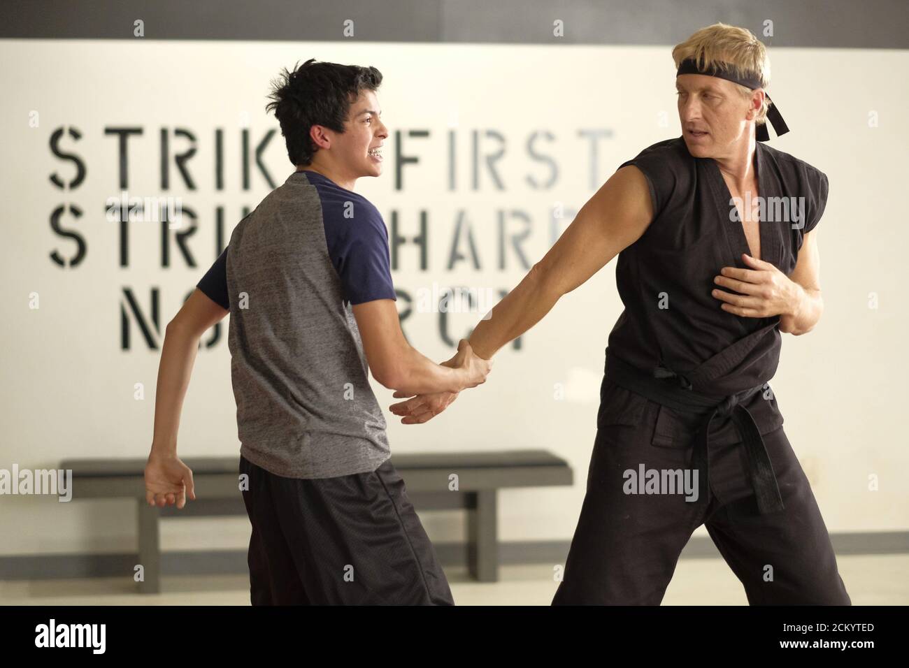 Cobra kai deals season 1 netflix