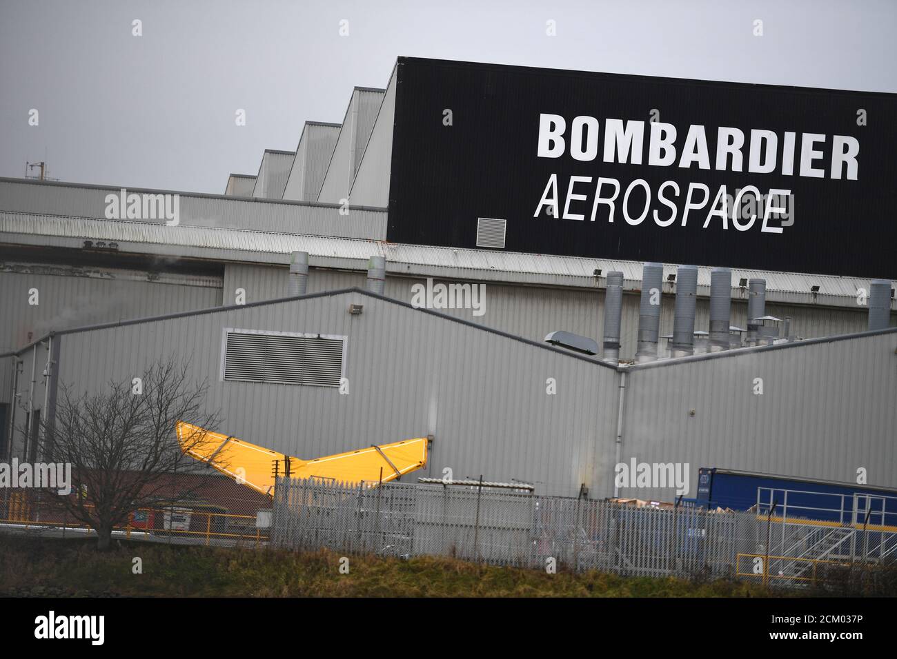 Bombardier logo belfast hi-res stock photography and images - Alamy