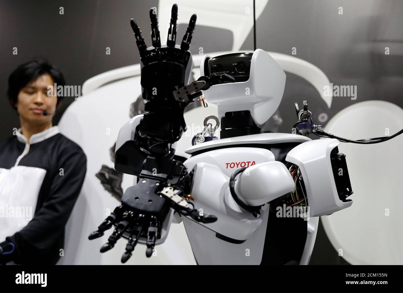 Toyota Motor Corp's third generation humanoid robot, T-HR3 is seen during  its demonstration at the International Robot Exhibition 2017 in Tokyo,  Japan, November 29, 2017. REUTERS/Toru Hanai Stock Photo - Alamy