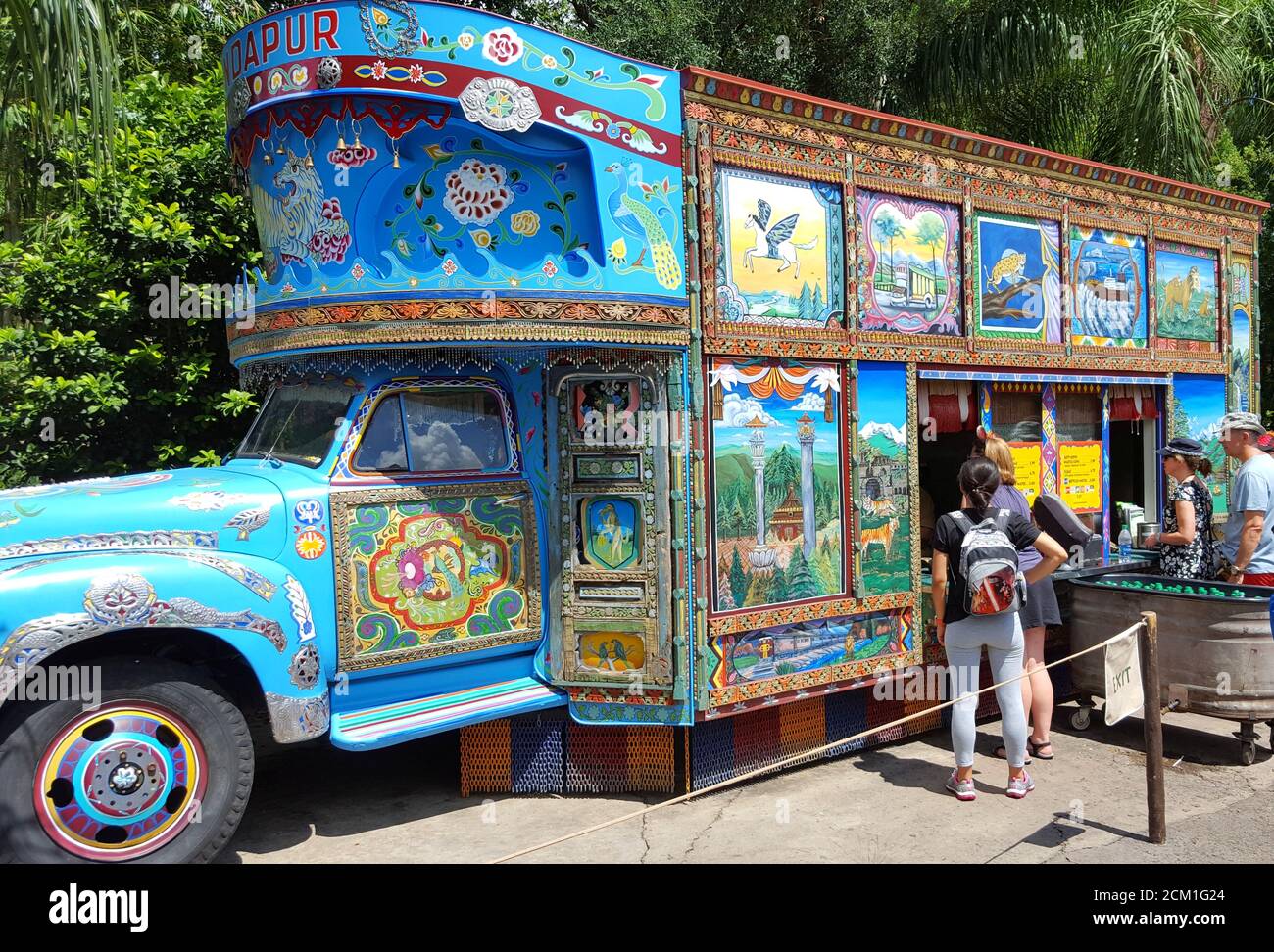 Arty ice cream truck hires stock photography and images Alamy