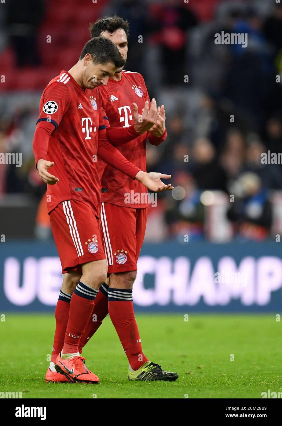 Look Allianz Arena High Resolution Stock Photography And Images Alamy