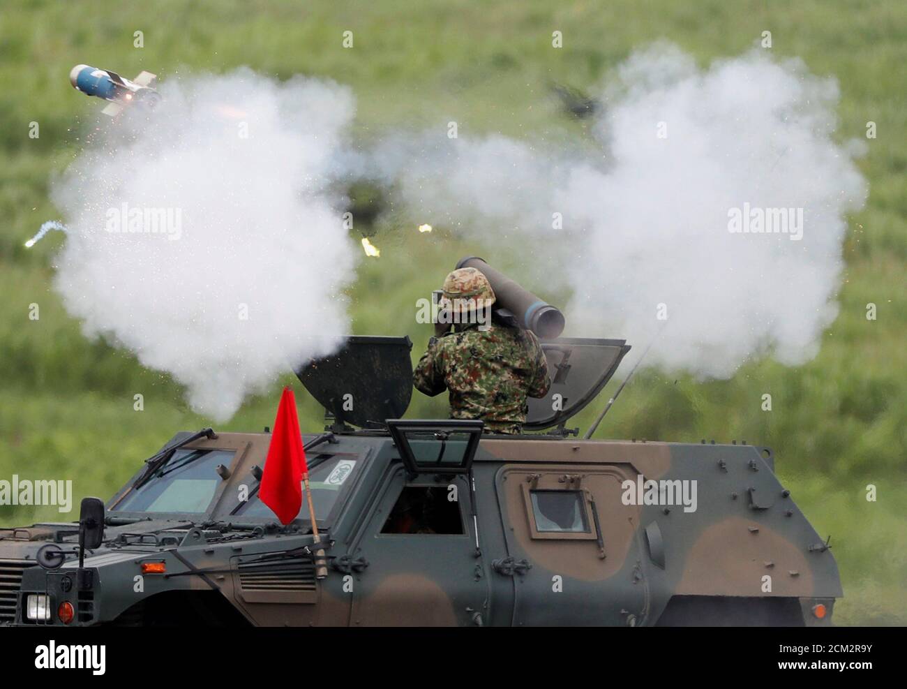 Fire and forget missile hi-res stock photography and images - Alamy