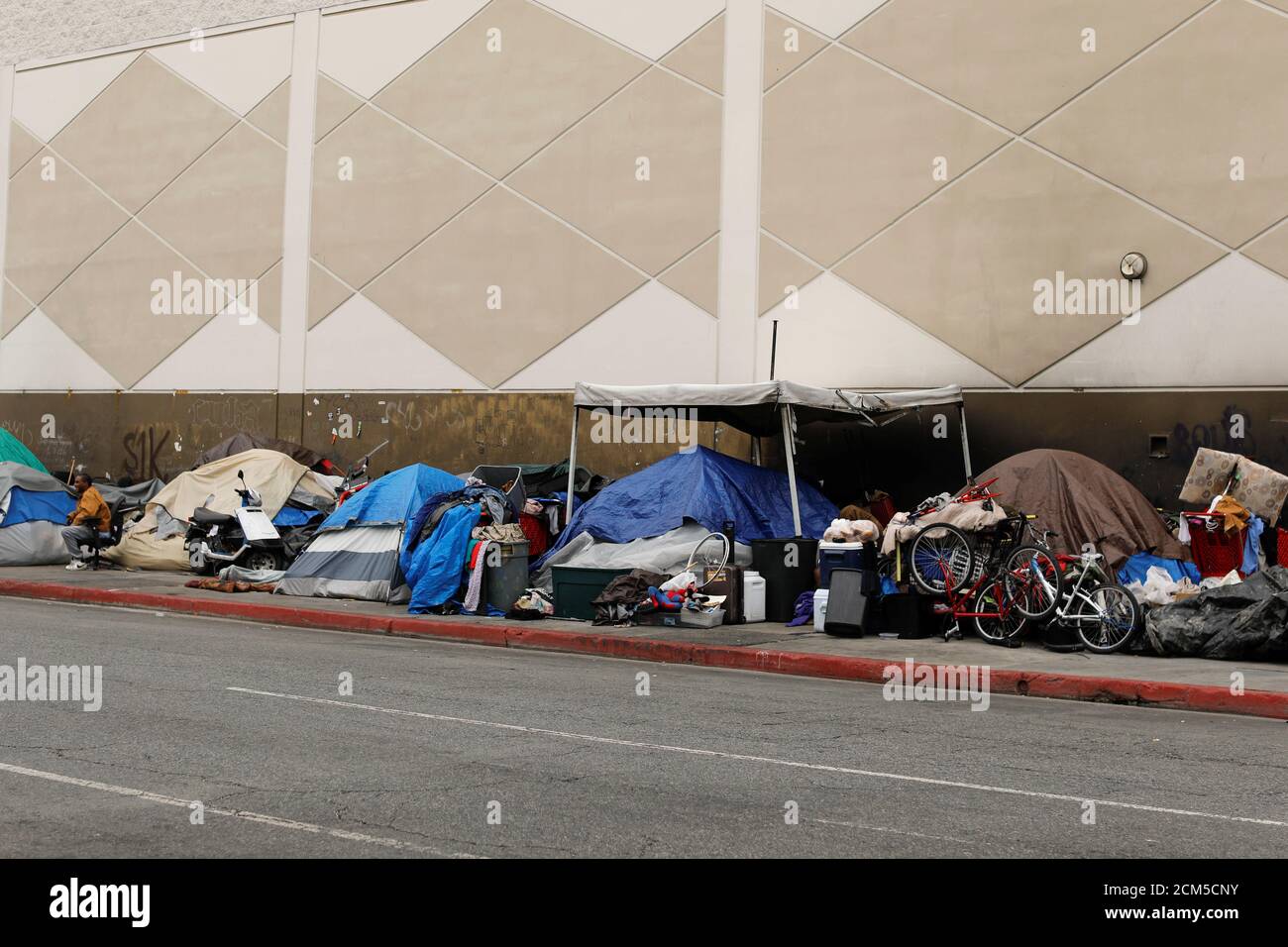 Homeless tents los angeles skid row hires stock photography and images