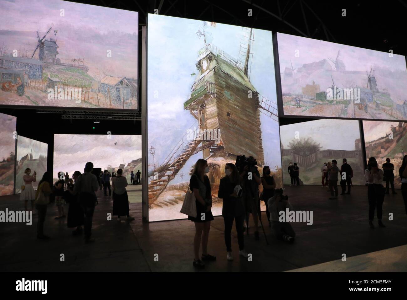 van gogh entertainment quarter