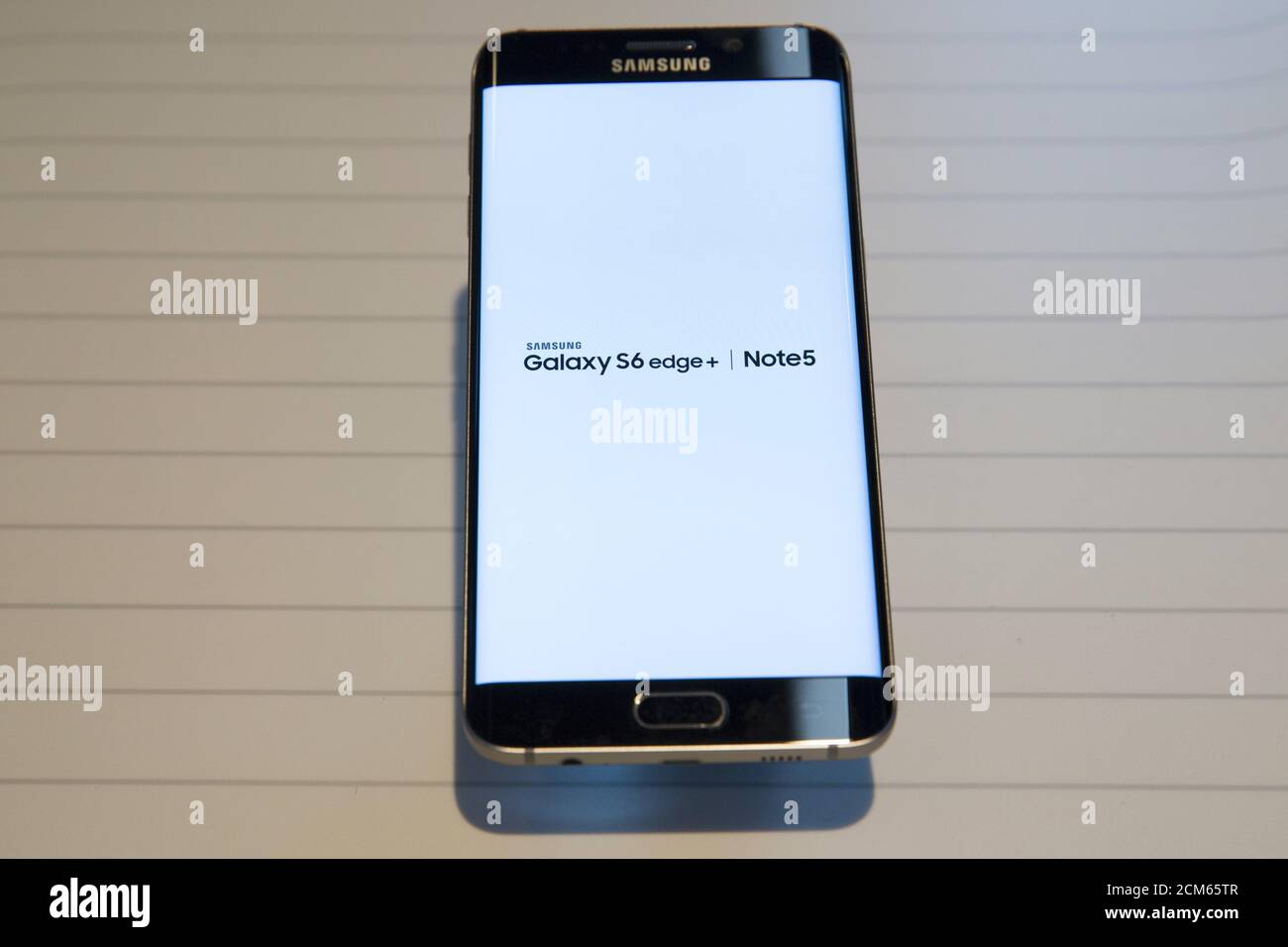 Samsung Galaxy S6 Edge High Resolution Stock Photography And Images Alamy