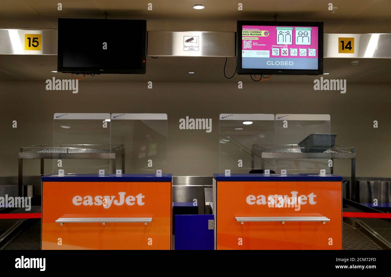 Easyjet Check In High Resolution Stock Photography and Images Alamy