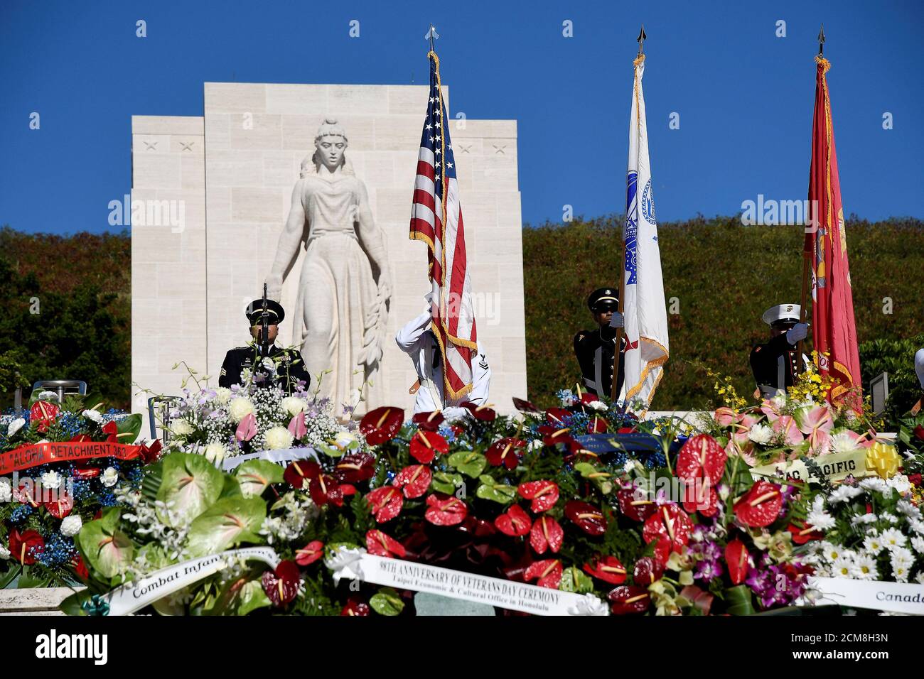 Memorial day at punchbowl cemetery hires stock photography and images
