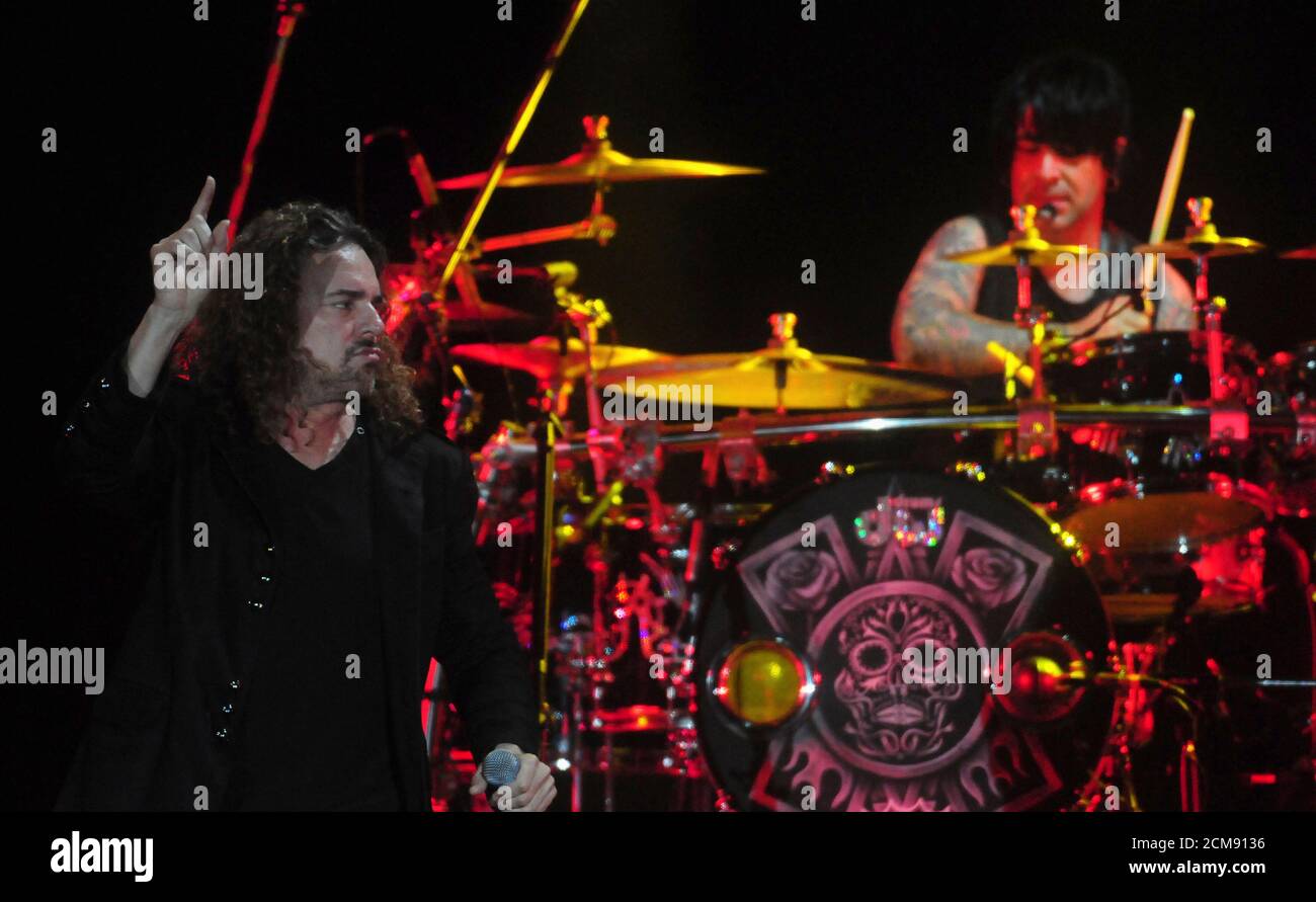 Mexican pop rock group Mana performs during the concert "Drama y Luz