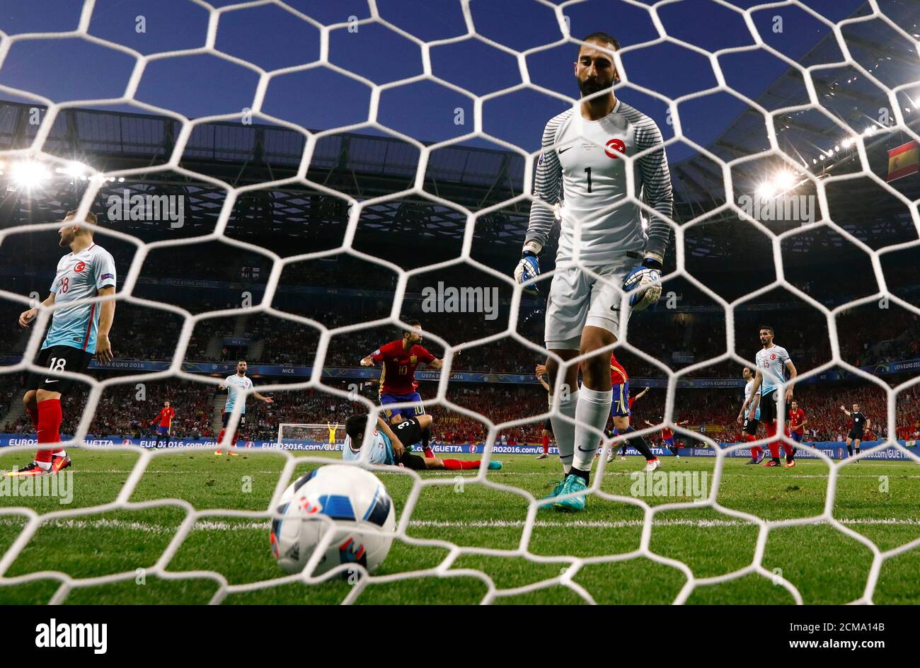 Football Soccer Spain V Turkey Euro 16 Group D Stade De Nice Nice France 17 6 16 Turkey S Burak Yilmaz In Action With Spain S Gerard Pique And Sergio Busquets